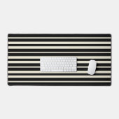 Minimalistische zwarte en witte horizontale strepe bureaumat (Keyboard & Muis)