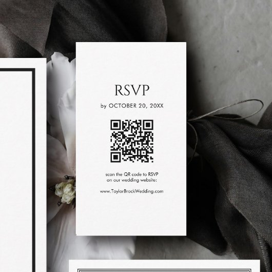 Minimalistische Zwarte en Witte Trouw RSVP QR Code Informatiekaartje