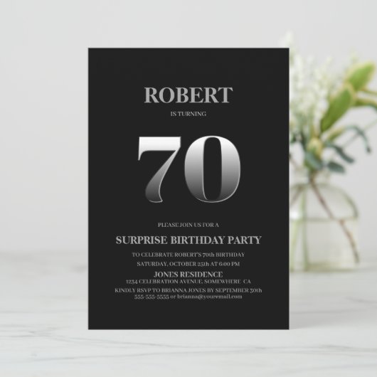 Minimalistische zwarte en zilververrassing 70ste v kaart (Staand voorkant)