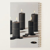 Minimalistische zwarte lijnkaarsen met kleine vlam planner (Achterkant)