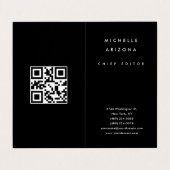 Minimalistische zwarte professionele scanbare QR-c Visitekaartje (Buitenkant ongevouwen)