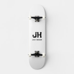 MINIMALISTISCHE ZWARTE TWEELITTERIGE MONOGRAM NAAM PERSOONLIJK SKATEBOARD