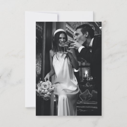 Minimalistische Zwarte Typografie Foto Bruidsnamen Bedankkaart (Achterkant)