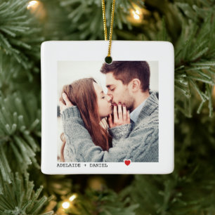 Minimalistische zwarte Typografie met Red Heart Fo Keramisch Ornament