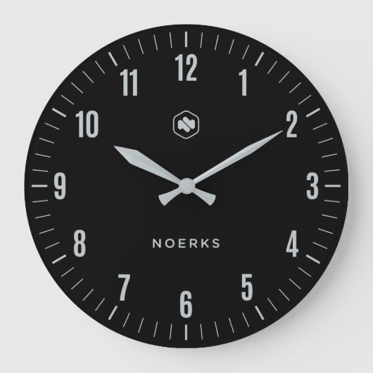 Minimalistische zwarte wandklok (Voorkant)