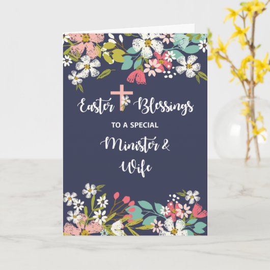Minister en vrouw Pasen van Risen Christus Kaart (Gele Bloem)