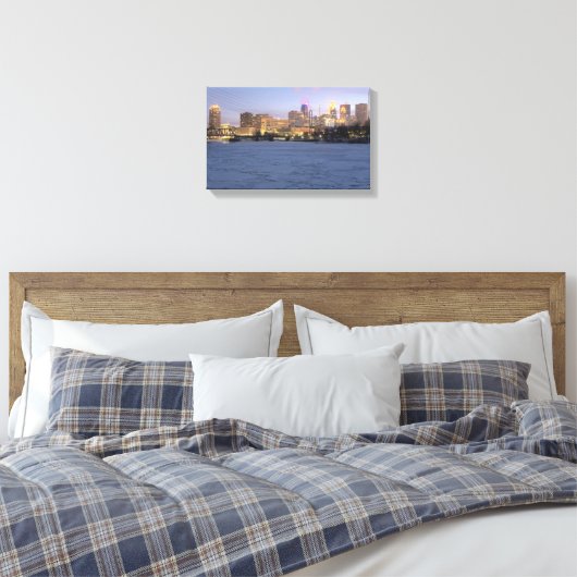 minneapolis skyline en diepgevroren mississippi canvas afdruk (Insitu (Slaapkamer))