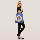 Minnesota Staatsvlag Tote Bag (Op model)