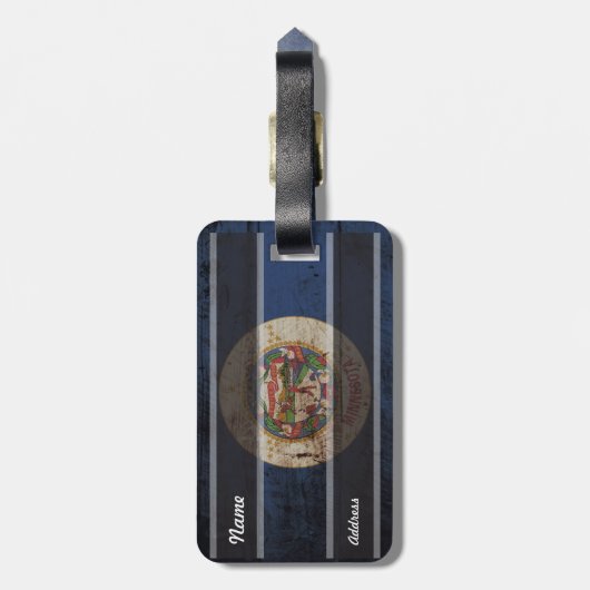 Minnesota: Vlag op oude houtenkorrel Bagagelabel (Achterkant verticaal)