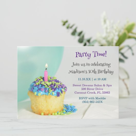 Mint Ballon blauwe cupcake Verjaardag Uitnodiging (Staand voorkant)