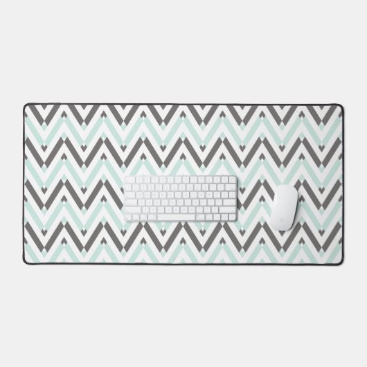 Mint Blue Grey White Geometric Chevron Pattern Bureaumat (Keyboard & Muis)