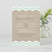 Mint Chevrons op Burlap Rehearsal Dinner Invite Kaart (Staand voorkant)