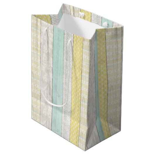 Mint en geel Geometrisch Rustisch Baby shower Medium Cadeauzakje (Voorkant Gekanteld)