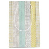 Mint en geel Geometrisch Rustisch Baby shower Medium Cadeauzakje (Voorkant)