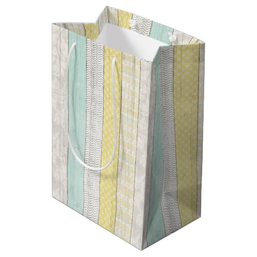 Mint en geel Geometrisch Rustisch Baby shower Medium Cadeauzakje (Achterkant Gekanteld)