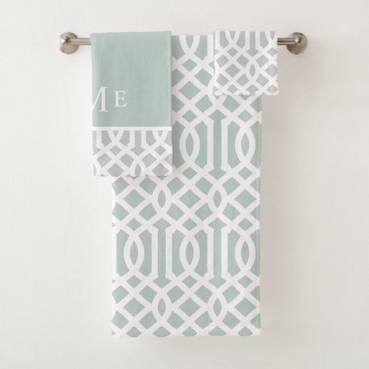 Mint en Gray Trellis Monogram | bewerkbare kleuren Bad Handdoek (Insitu)