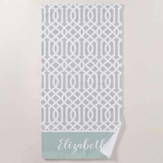 Mint en Gray Trellis Monogram | bewerkbare kleuren Strandlaken (Voorkant)