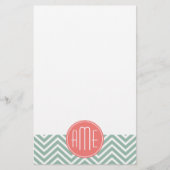 Mint en koraal Chevrons Aangepast monogram Briefpapier (Voorkant)