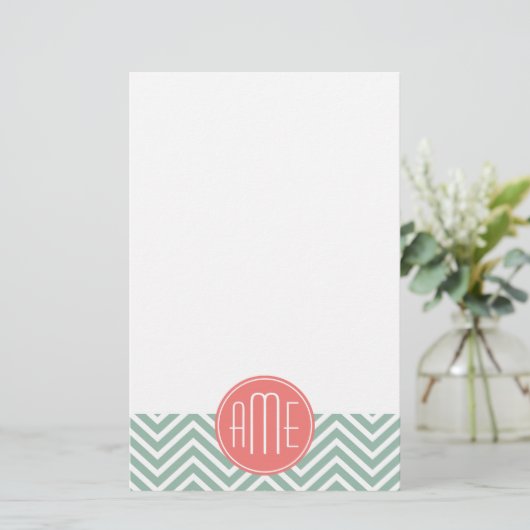 Mint en koraal Chevrons Aangepast monogram Briefpapier (Staand voorkant)