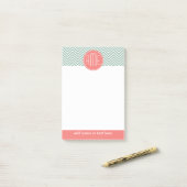 Mint en koraal Chevrons Aangepast monogram Post-it® Notes (Op bureau)