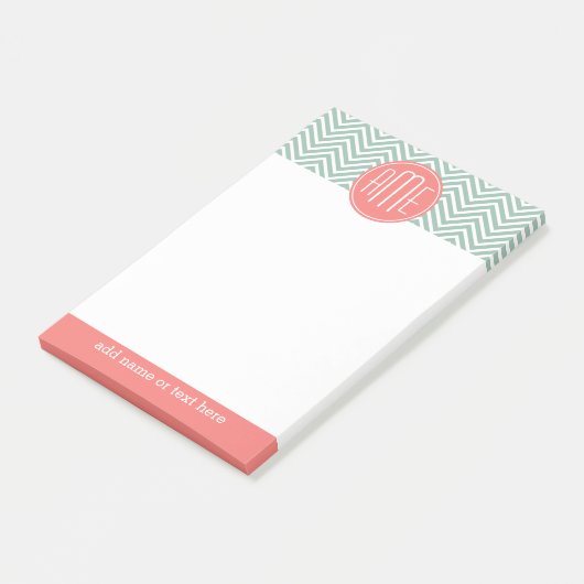 Mint en koraal Chevrons Aangepast monogram Post-it® Notes (Schuin)