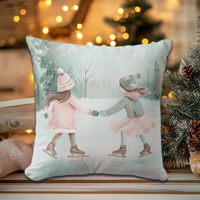 Mint en Roze Meisjes Schaatsen - Winter Scene Kussen (Creator heeft geüpload)