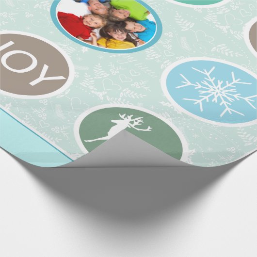 Mint Family Photo Reindeer Kerstmis Merry Bright Cadeaupapier (Hoek)