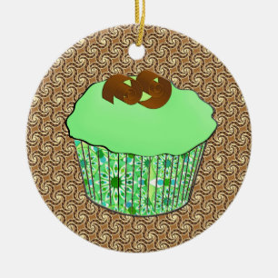 Mint-Frosted Chocolate Cupcake, Fractal Background Keramisch Ornament