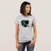 Mint Green Awareness Ribbon Grunge Heart T-shirt (Voorkant volledig)