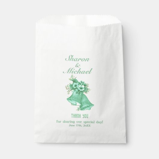 Mint Green Bells Wedding Favor Bag Names and Date Bedankzakje (Voorkant)