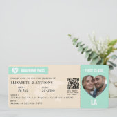 Mint Green & Champagne Boarding Pass Wedding Kaart (Staand voorkant)