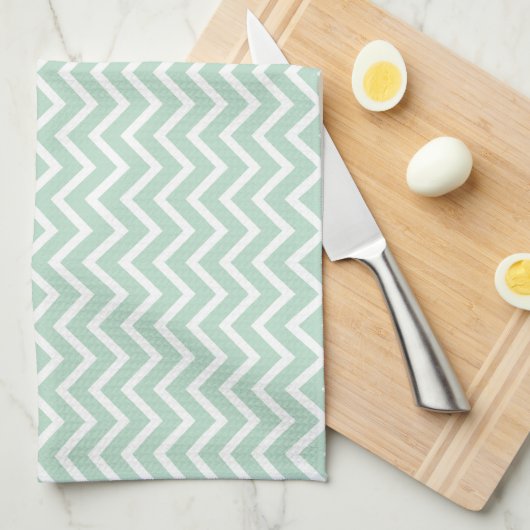 Mint Green Chevron Zigzag Stripes Theedoek (Quarter Fold)