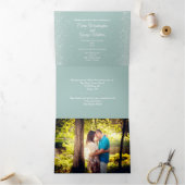 Mint Green Elegance bruiloft Drieluik Uitnodiging (Binnen)