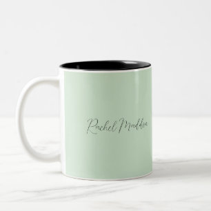 Mint Green Feminine Minimalist Script Custom Name Tweekleurige Koffiemok