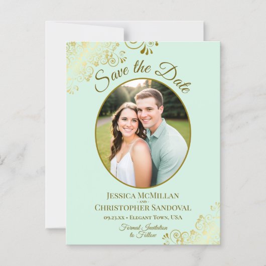 Mint Green & Gold Wedding Save the Date Oval Photo Magnetische Uitnodiging (Voorkant)