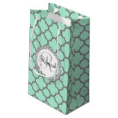Mint Green Grey Quatrefoil Name Monogramed Laurel Klein Cadeauzakje (Achterkant Gekanteld)