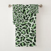 Mint Green Leopard Print Trendy Chic Bad Handdoek (Insitu)