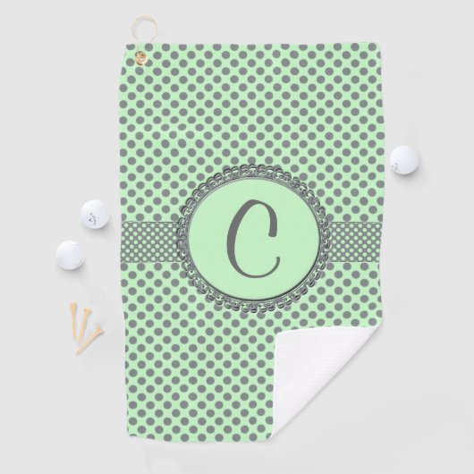 Mint Green met Gray Polka Dots-Monogram STaylor Golfhanddoek (Insitu)