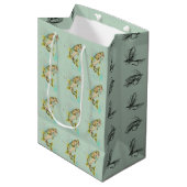 Mint Green Rainbow Trout Gift Bag Medium Cadeauzakje (Voorkant Gekanteld)