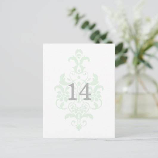 Mint Green Subtle Damask Table Number Briefkaart (Staand voorkant)