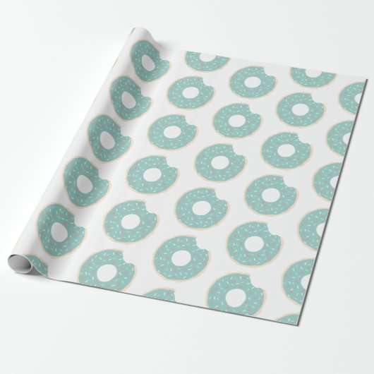Mint Groen Donut Patroon Wrapping Papier (Uitgerold)
