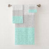 Mint Groen en Grijs Crosshatch Patroon, Bad Handdoek (Insitu)