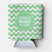 Mint-groen en wit monogram Chevron Pattern Blikjeskoeler (Voorkant)