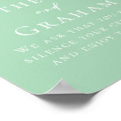 Mint Groen Wit Typografie Gepersonaliseerde bruilo Poster (Hoek)