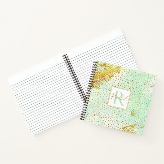 Mint groene waterverf, gouden confetti monogram notitieboek (Binnen)