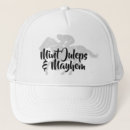Mint Juleps & Mayhem Trucker Hat Pet (Voorkant)