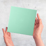 Mint Licht Groen effen kleur effen tegel Tegeltje<br><div class="desc">Dit is een afdruk. Niet bestemd voor gebruik buitenshuis. We stellen voor dat u één tegel bestelt naar de review voordat u een grote bestelling plaatst. Dit is een ontwerptegel met elk kleurenschema. Je zou het kunnen gebruiken als een wandtegel als een hooglicht of een hele muur voor een spatje...</div>