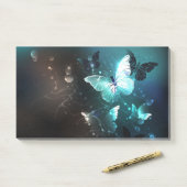 Mint Night Butterflies Post-it® Notes (Op bureau)