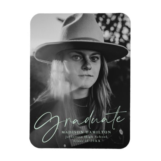 Mint Stylish Script Afstuderen Announounounge Foto Magneet (Verticaal)