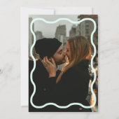 Mint Wavy Retro Foto Huwelijksuitnodiging Kaart (Achterkant)